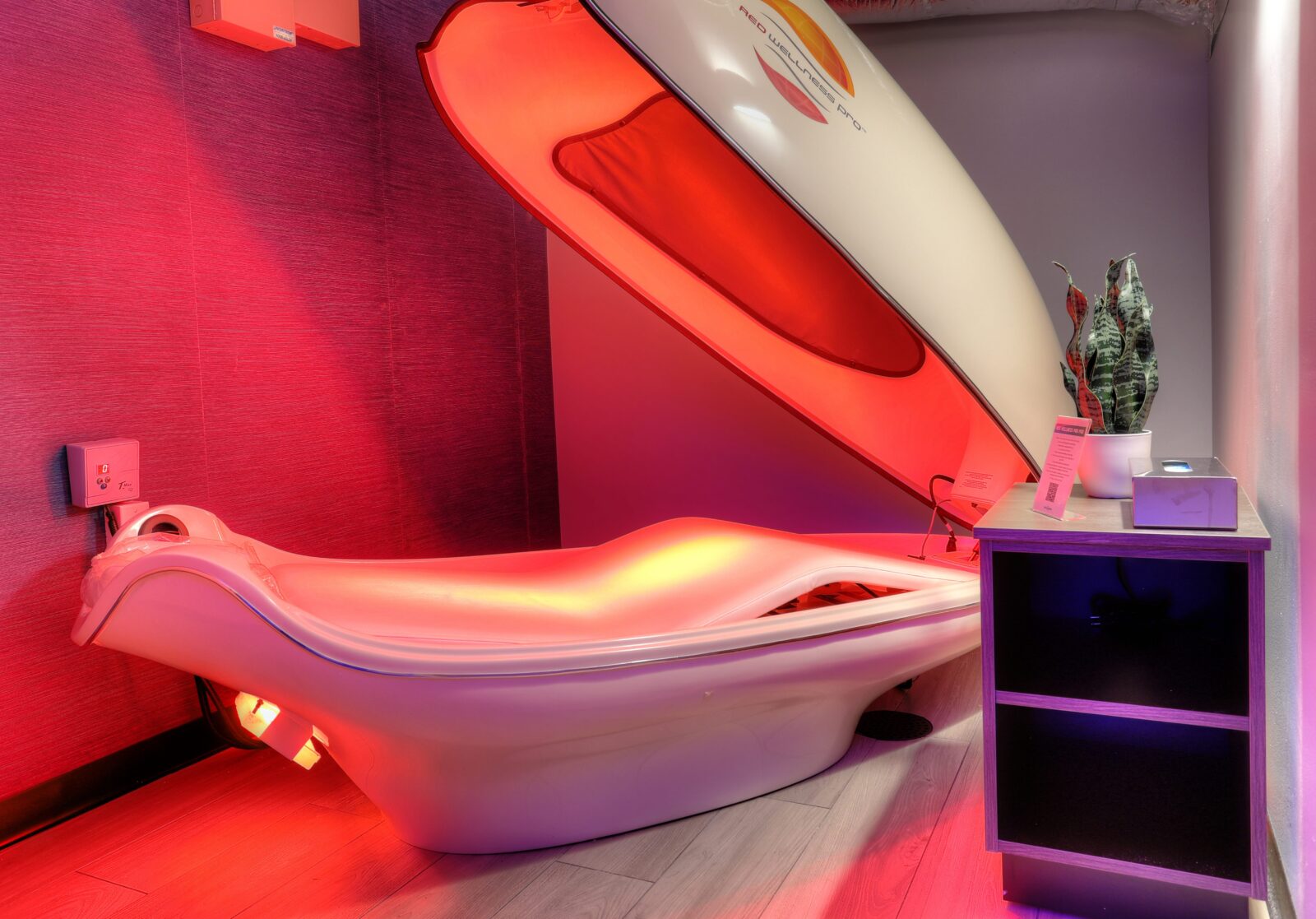 Is Red Light Therapy Safe? | Crunch Fitness